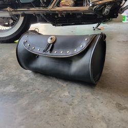 Harley Davidson Style Leather Roll Bag