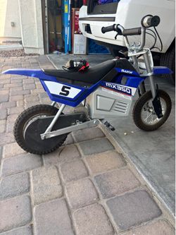 Razor dirtbike
