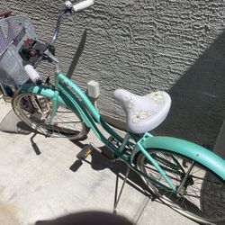 Women’s Teal Beach Cruiser Bike