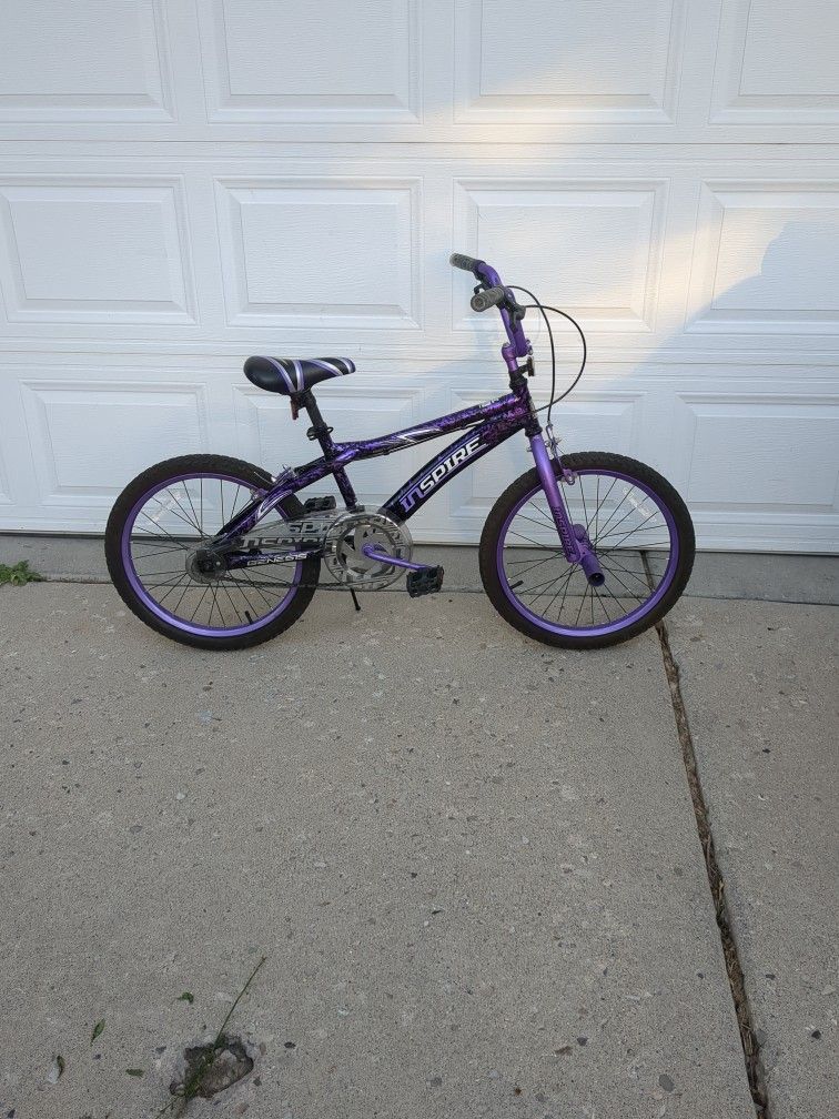 Genesis Inspire Girls Bike