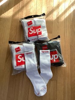 Supreme socks