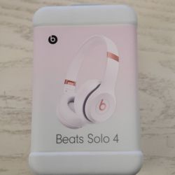 Beats Solo 4 Headphones Brand New -5 Dollars Down No Credit Needed 