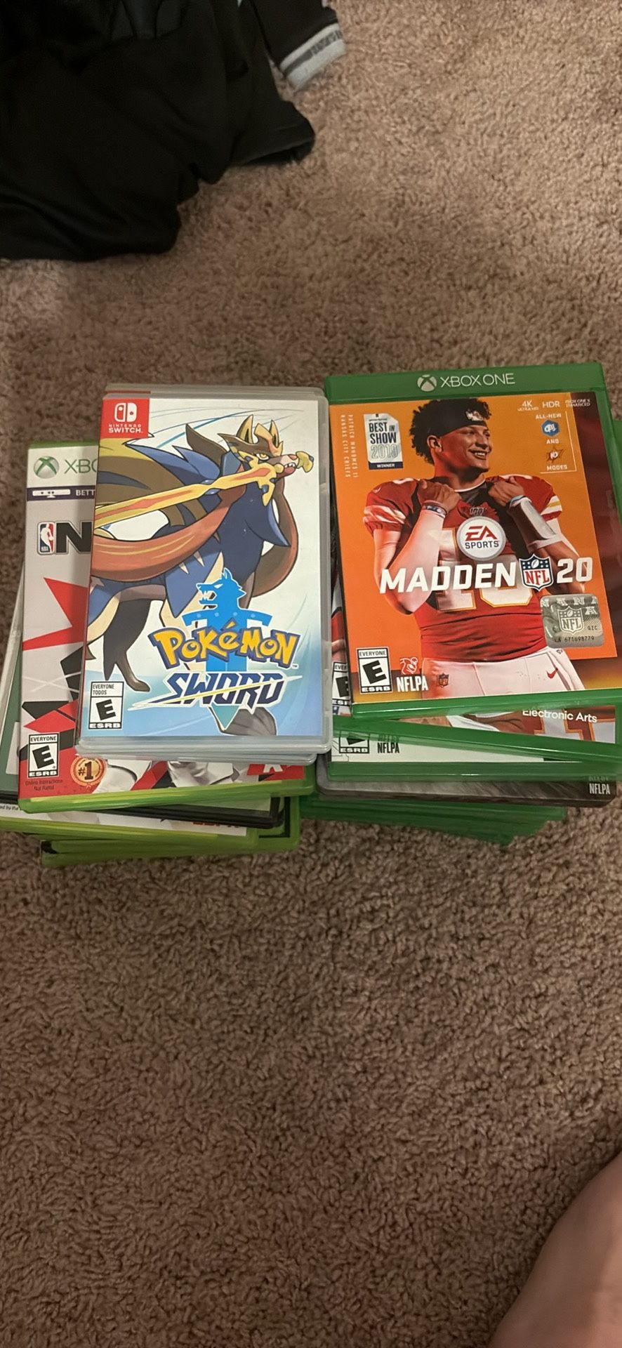 Video games & Consoles 