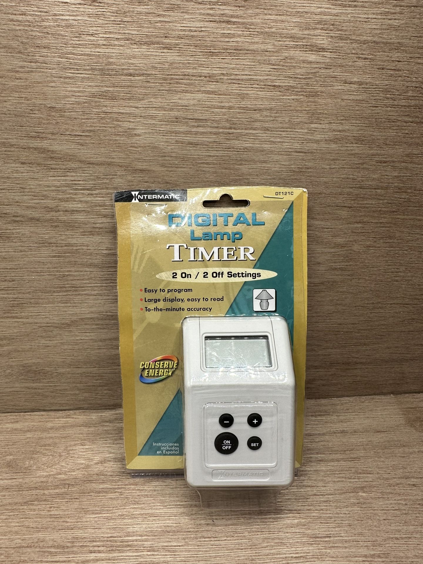 Intermatic Programable Digital Lamp Timer 2 On Off Settings DT121 Used