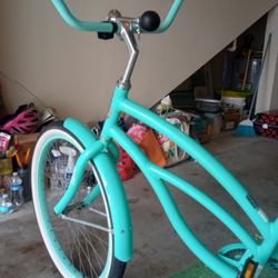 26" Beach Cruiser Bicycle Wide Frame Hyper Brand