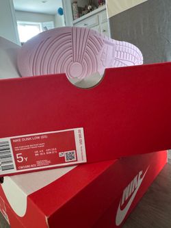 Girls Nike Dunk Low
