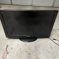 31.5” Panasonic HDTV