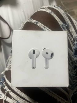 Apple AirPods Wireless Earbuds