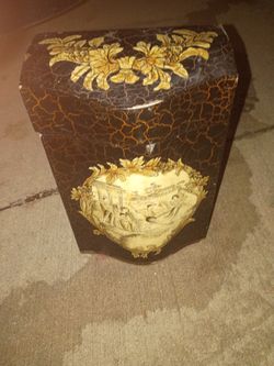 Antique Chinese Tea Caddy 