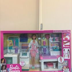 Big Barbie Clinic 