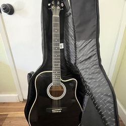 Esteban acoustic electric guitar + Amp (capo included)