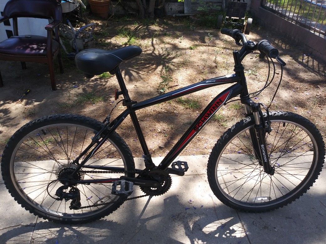 Schwinn Sidewinder bike