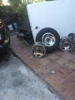 3 Wheel size 16 Ram 2500