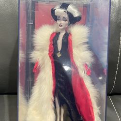 Disney Limited Edition Designer Villains Doll 101 Dalmatians Cruella De Vil Doll