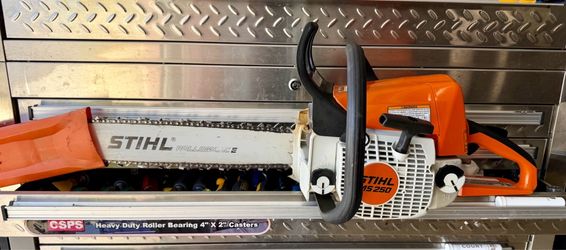 Stihl MS250 Chainsaw