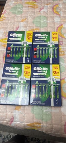 Gillette Razors Set