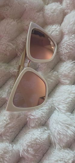 New rose gold quay sunglasses