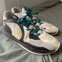 Kyrie Mens Basketball Shoes 