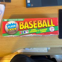 New 1999 Fleer Baseball cards 
