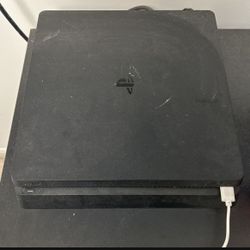 PS4 Slim