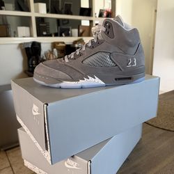 WOLF GREY JORDAN 5
