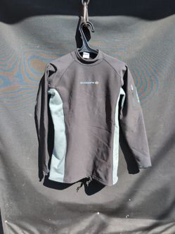 Lavacore women's size 14 long sleeve scuba dive shirt.