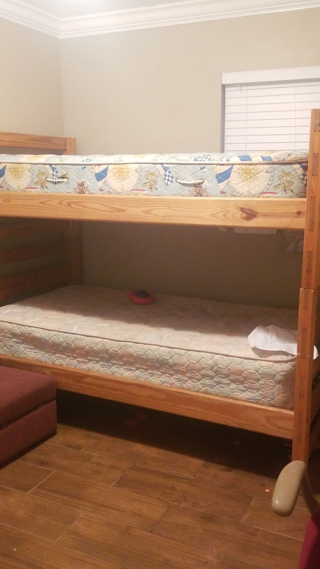 Bunk bed or 2 twins beds