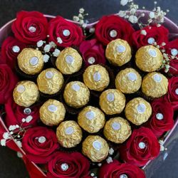 Flower Arrangement For Valentine's Day 