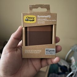 Brand New Otterbox MagSafe Wallet Symmetry Series Cactus Leather Wallet - Brown  iPhone 15, 16 & 17 - Valentine’s Day Gift