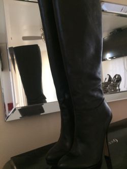 Black Boots