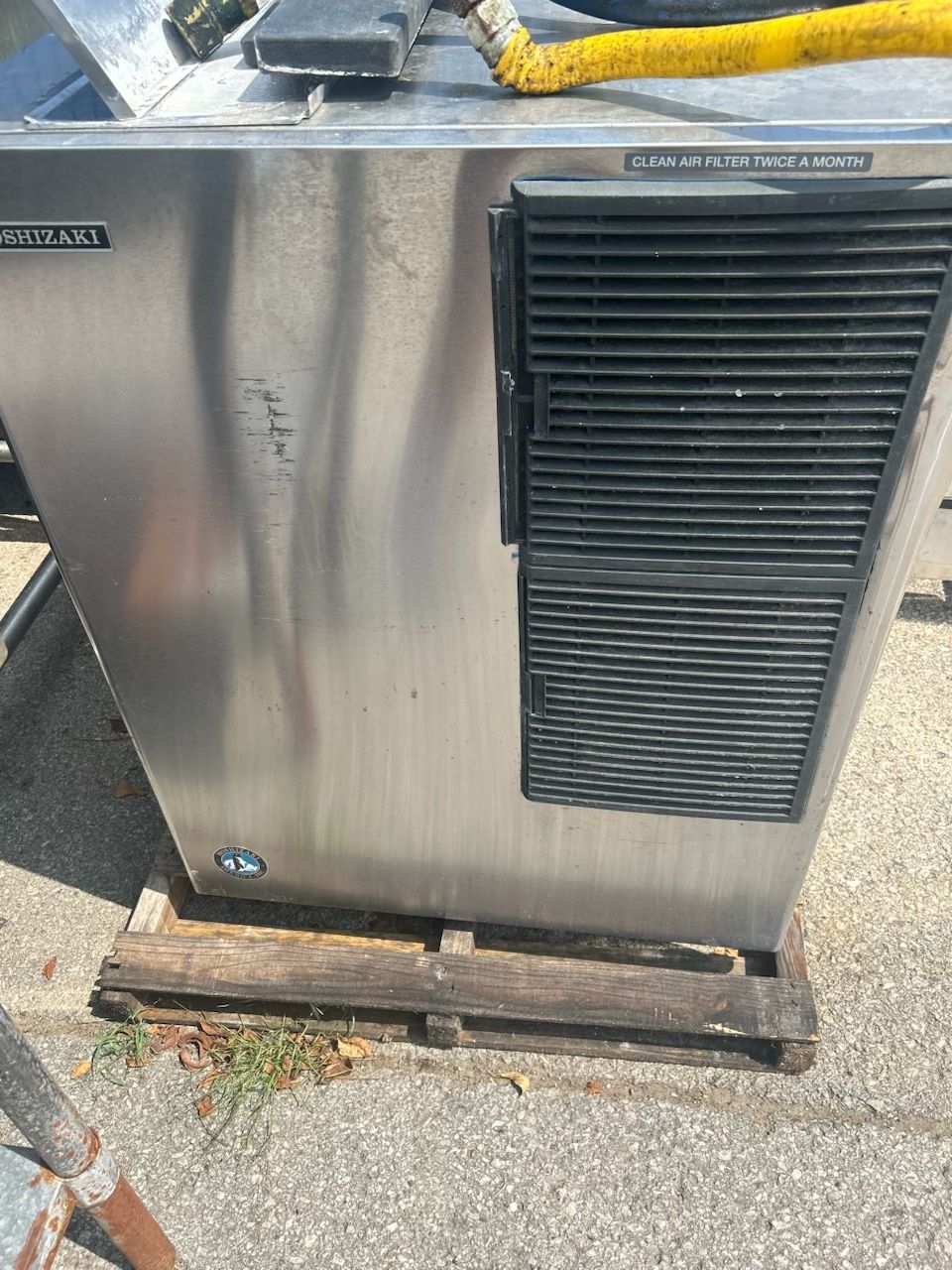 Ice Machine And Bin 900 Lbs Daily
