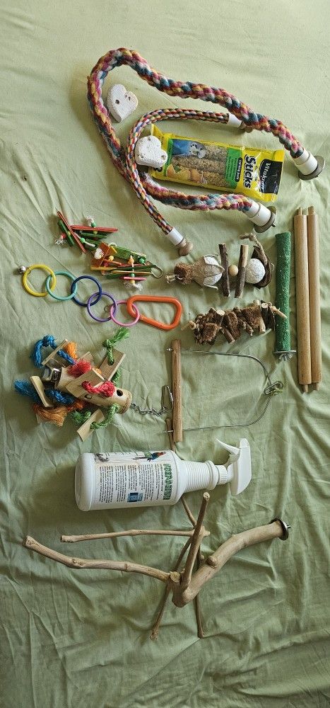 Bird Toys/perches