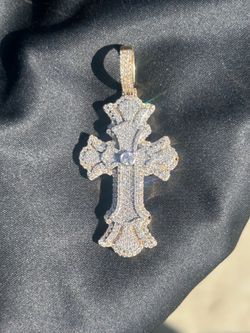 14k gold cross pendant natural diamonds