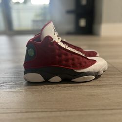 Retro Jordan 13 Red Flint