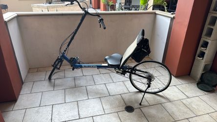 Burley Nasoke Recumbent Bike — Excellent Condition