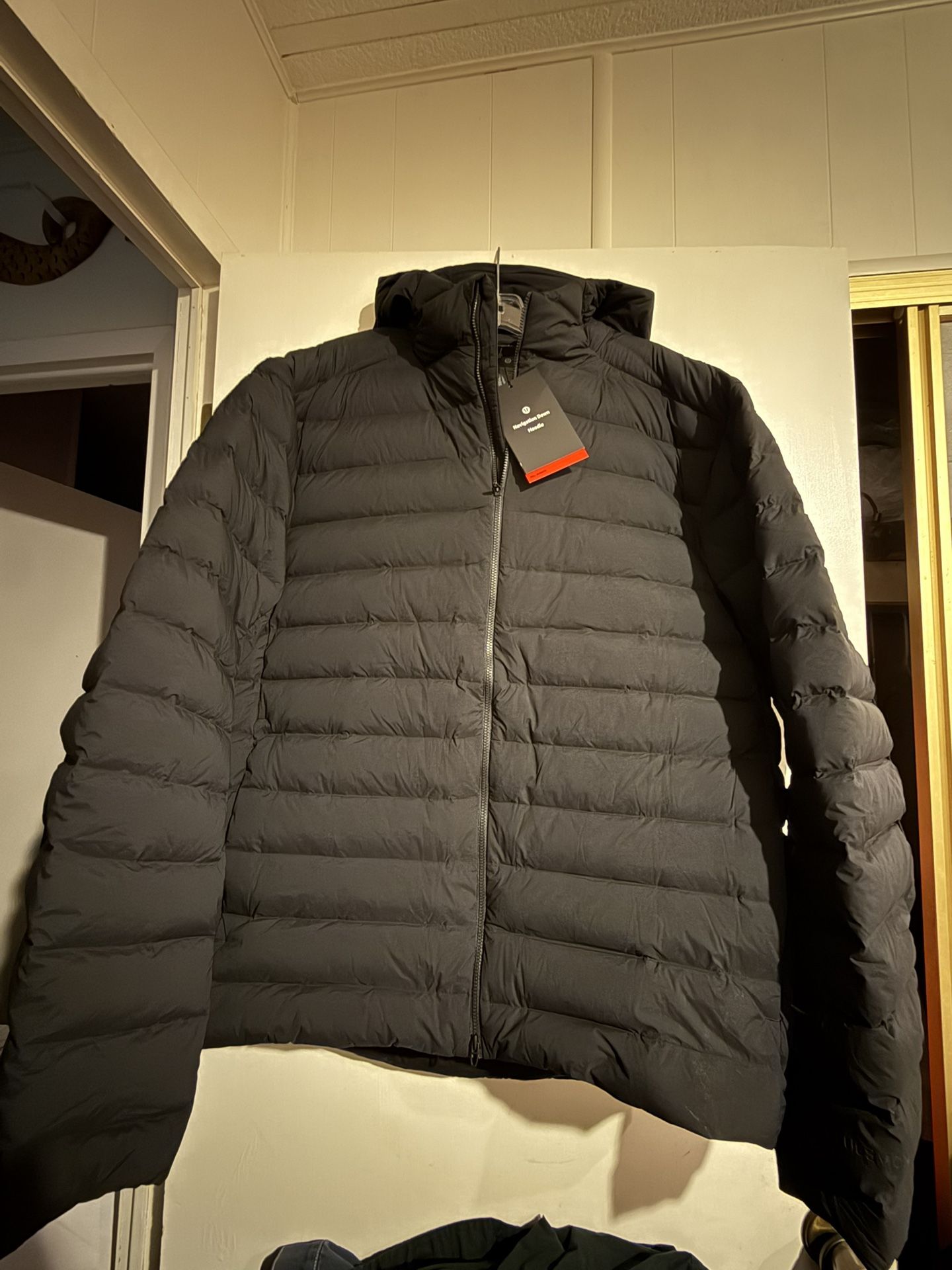 NWT- Lululemon XXL Black Navigation Down Hoodie