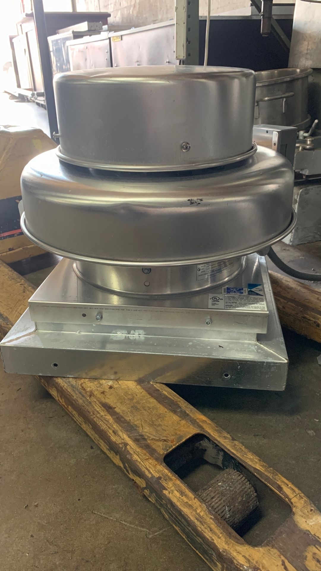 USED 20”X20” BASE UL EXHAUST FAN - EXTRACTOR COMMERCIAL *FOOD TRUCK EXHAUST FAN*