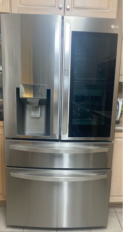 LG Thin-Q Smart French Door Fridge (LRMVS3006S) – For Parts or Repair