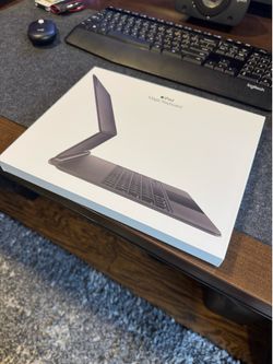 Apple Magic Keyboard - used 12.9” iPad Pro