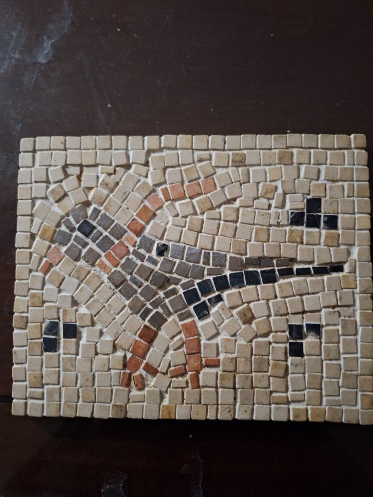 Beautiful  Trivit HANDMADE   8x10