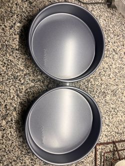 Crate & Barrel Round Cake Pans Set of 2