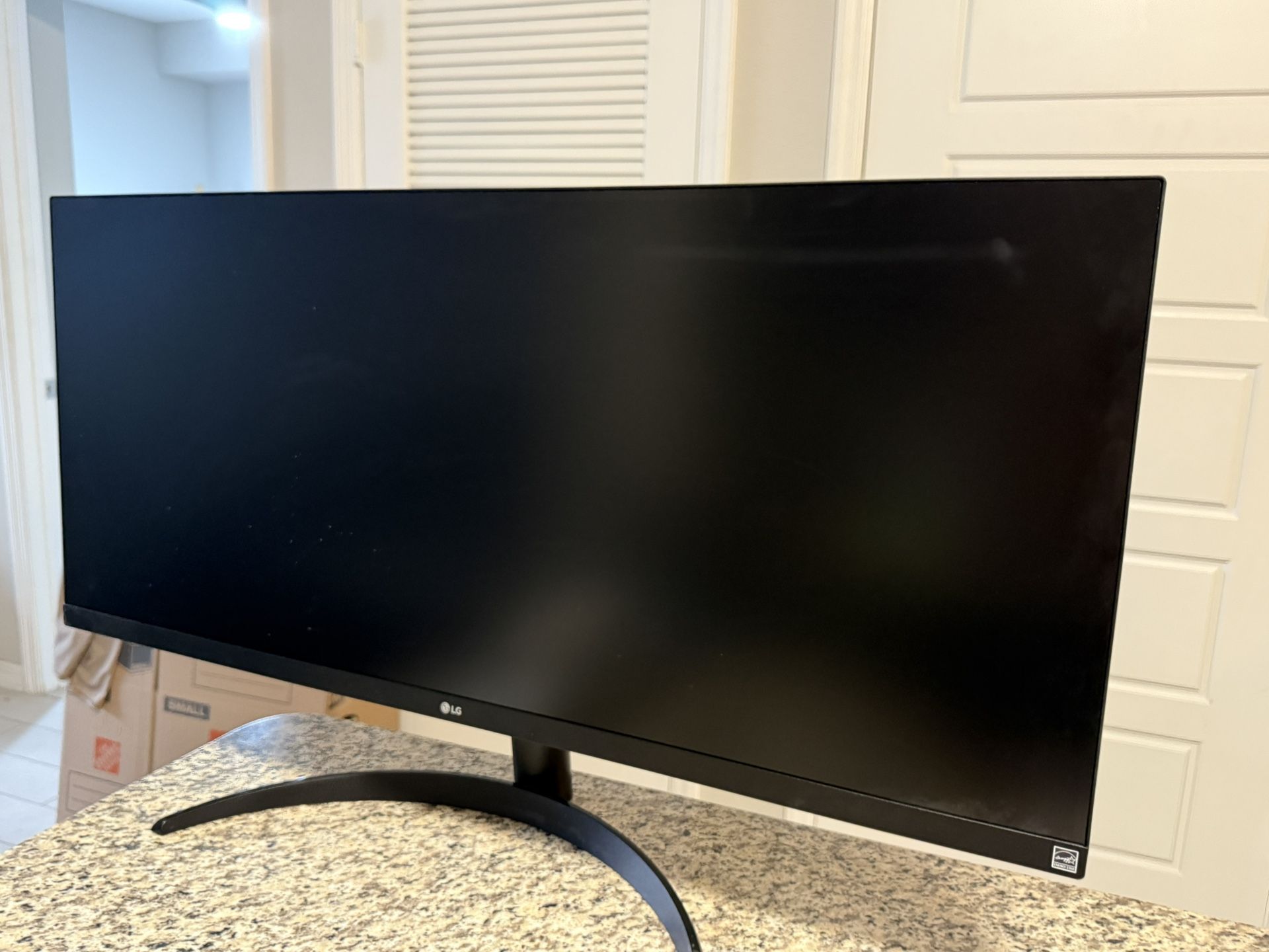 LG 34 Ultrawide Monitor