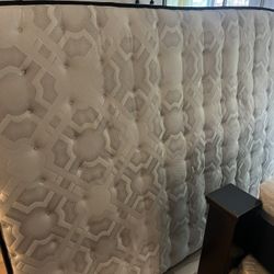 Sealy Queen Matress