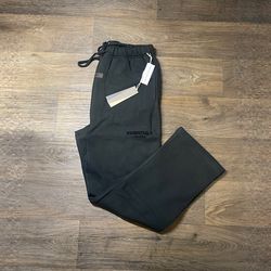 Essential Sweatpants M