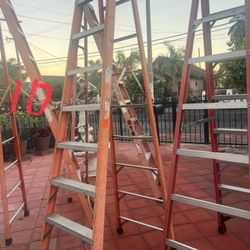 Escaleras de 10 pies de fibra de vidrio perfectas, condiciones casi nuevas $160 cada 