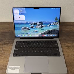 14" MacBook Pro M1 Pro 8 Core*500GB SSD*16GB RAM