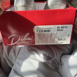 Silver Sparkling Beautiful High Heels 