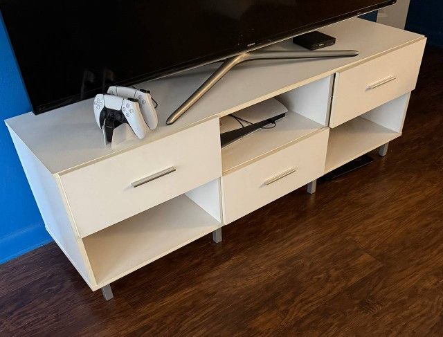 White TV Stand/Small Dresser With Shelves & Drawers