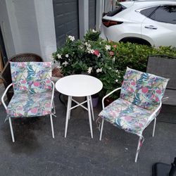 Outdoor Patio Chairs With Table 