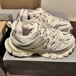 Balenciaga Track - Beige - Size Eu 45